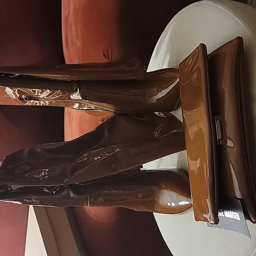Steve Madden size 10 Cognac Patent